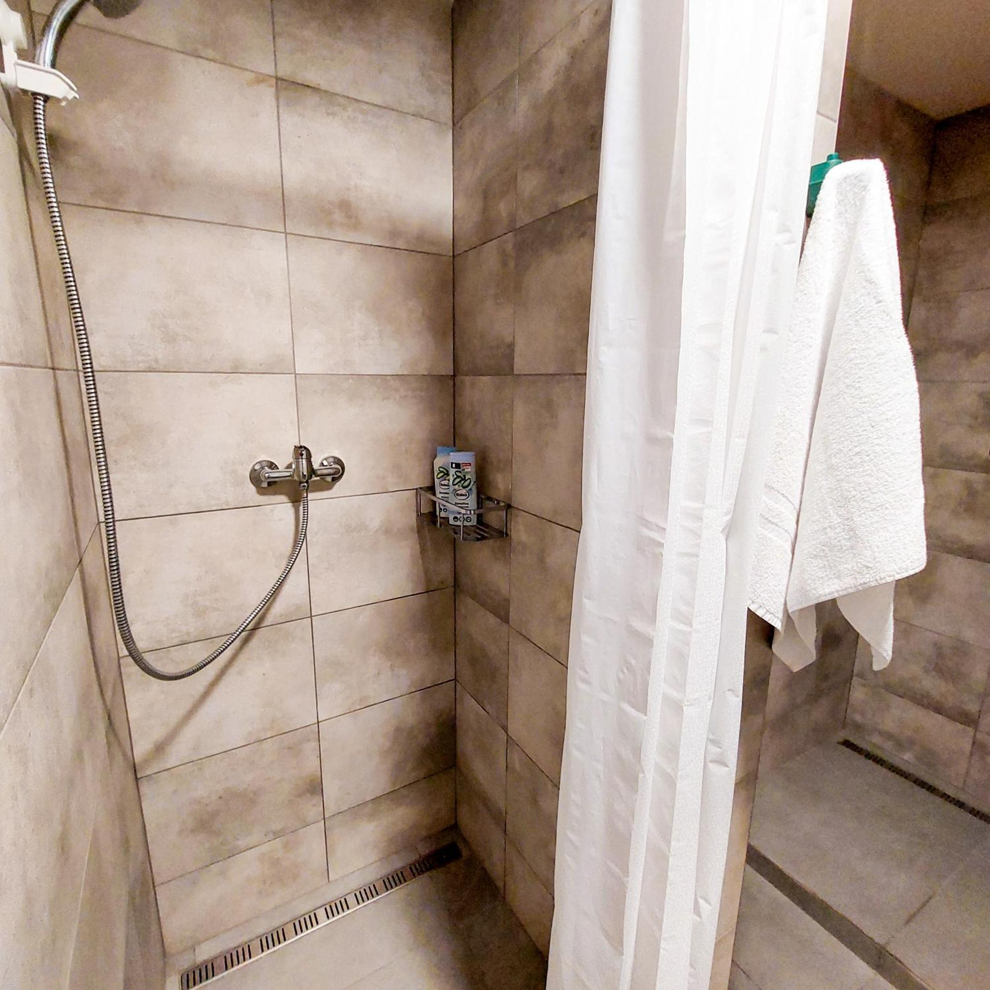 New Spacious C2 Homestay *